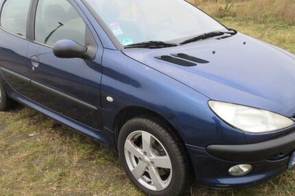 Peugeot 206 121.000 km 2.222 &euro; leipzig 04159