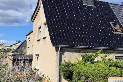 Haus Sandersdorf - 5 Zimmer, 135 m&sup2;, 90.000&euro; | Angebot:25970623