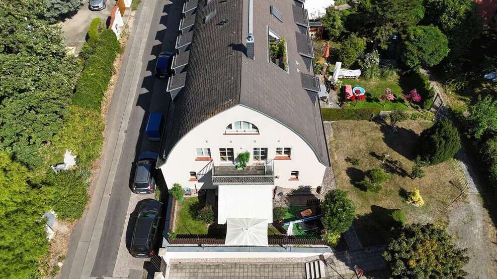 MaisonetteWohnung im historischen Hofgut Zöbigker mit Garten und Balkon, direkt am Cospudener See