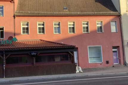 Haus Eilenburg - 12 Zimmer, 500 m&sup2;, 325.000&euro; | Angebot:26062946