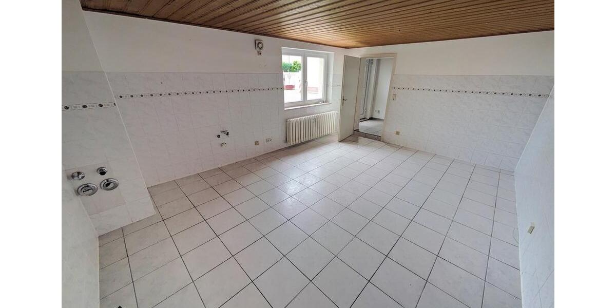 Erdgeschoßwohnung Eilenburg - 4 Zimmer, 104 m&sup2;, 572&euro; | Angebot:26404370
