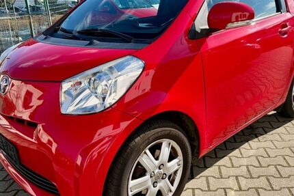 Toyota IQ 142.000 km 2.800 &euro; Zwenkau OT Löbschütz 04442