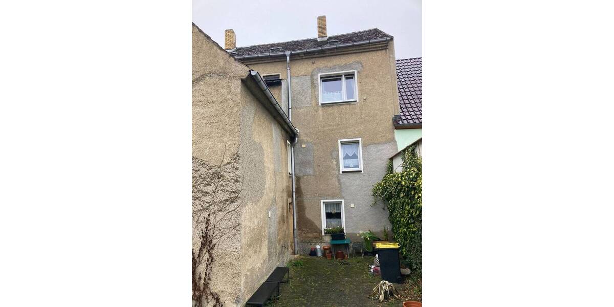 Mehrfamilienhaus, Wohnhaus Bad Lausick - 8 Zimmer, 235 m&sup2;, 159.000&euro; | Angebot:26142639