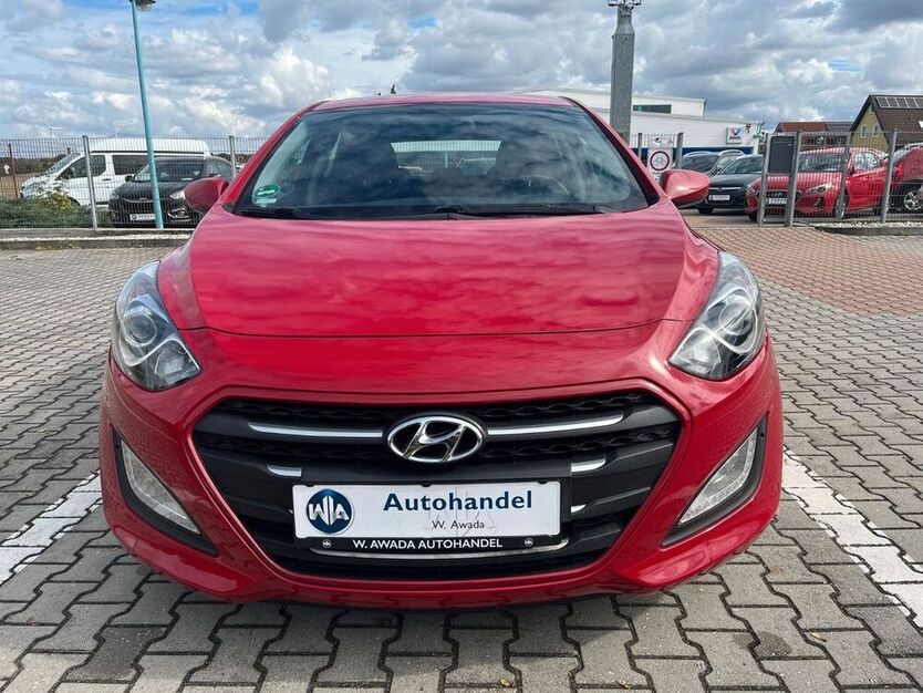i30
