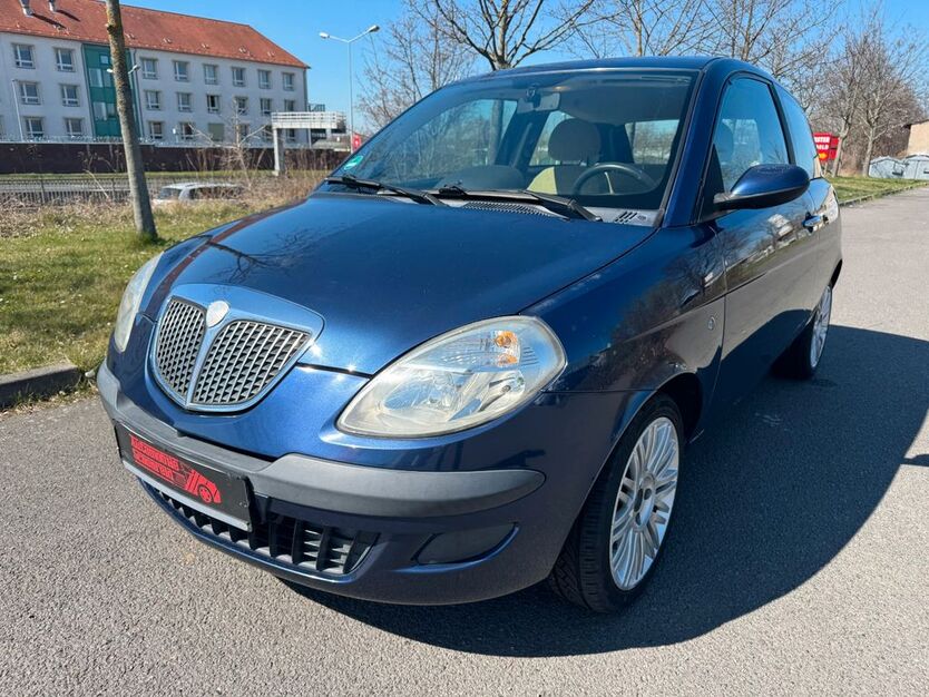 Lancia Ypsilon 140.221 km 3.900 € Leipzig 04129