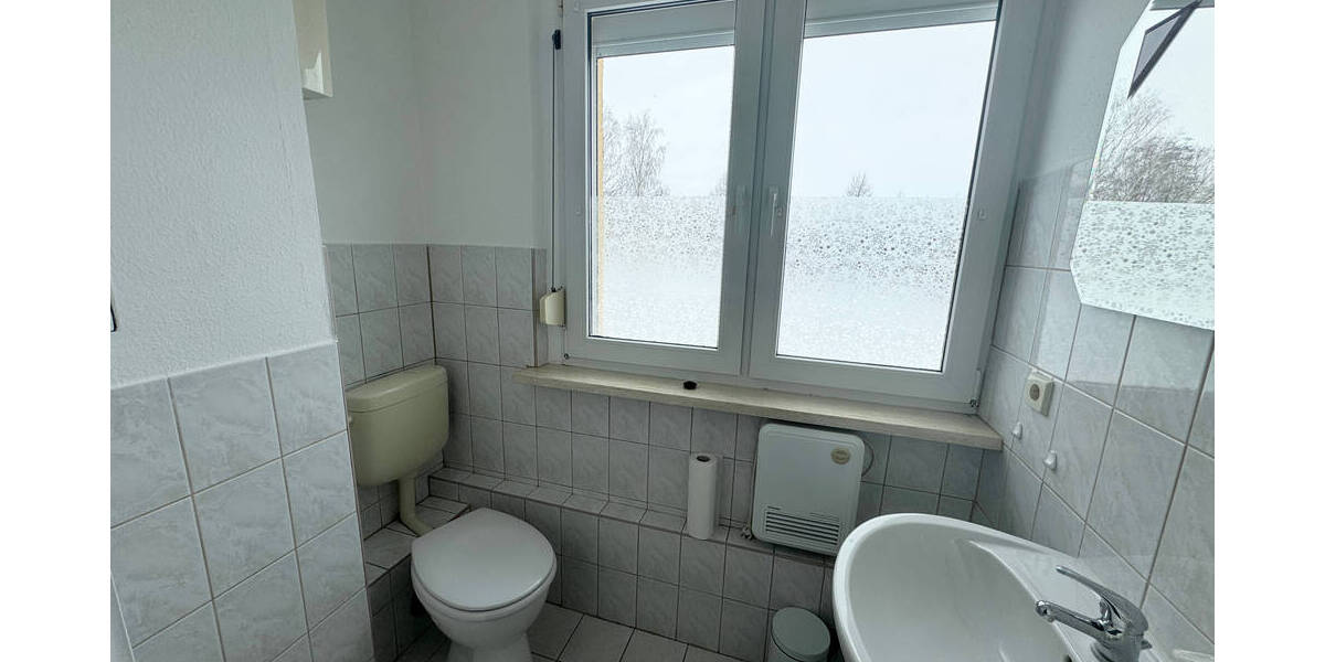 Gewerbeobjekt Grimma OT Dürrweitzschen Dürrweitzschen - 4 Zimmer, 80 m&sup2;, 400&euro; | Angebot:25682640