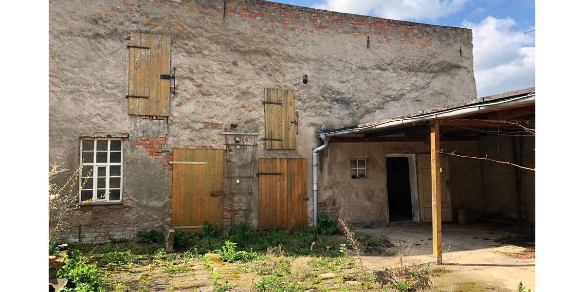 Einfamilienhaus Hohenmölsen Zembschen - 6 Zimmer, 120 m&sup2;, 56.000&euro; | Angebot:25773774