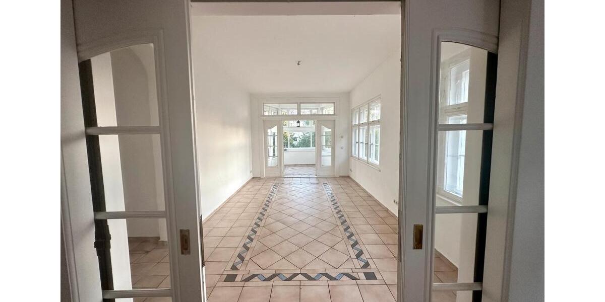 Hochparterre Wurzen - 5 Zimmer, 152 m&sup2;, 1.140&euro; | Angebot:26199125