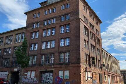 61 qm ATELIER KREATIVWERKSTATT ab 0126 in Großzschocher zimmer