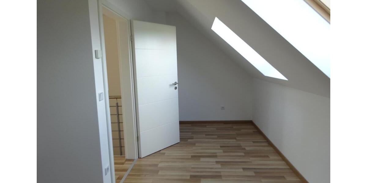 Reihenhaus Delitzsch - 5 Zimmer, 142 m&sup2;, 1.499&euro; | Angebot:26129553
