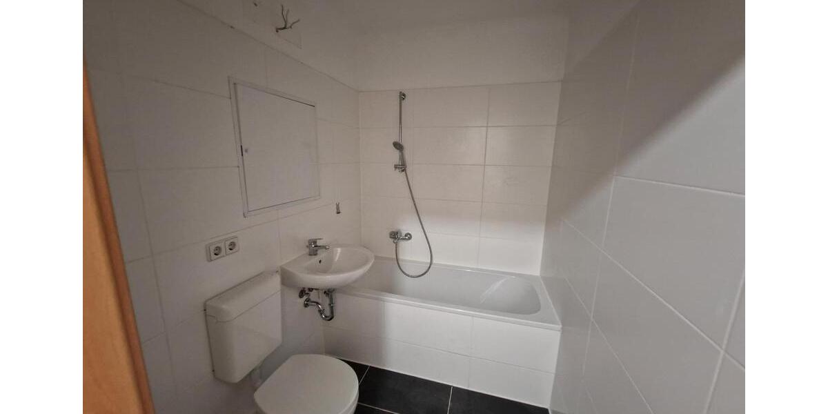 Erdgeschoßwohnung Leipzig West - 5 Zimmer, 109 m&sup2;, 929&euro; | Angebot:26528708