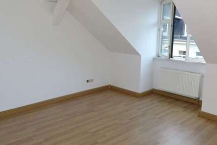 +Vermietete Dachgeschosswohnung im beliebten Leipziger Stadtteil Altlindenau+ 2 zimmer