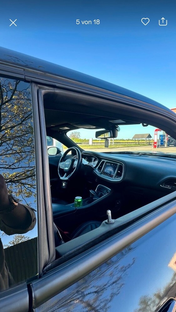 Dodge Challenger 30.000 km 109.000 € Sandersdorf-Brehna 06792