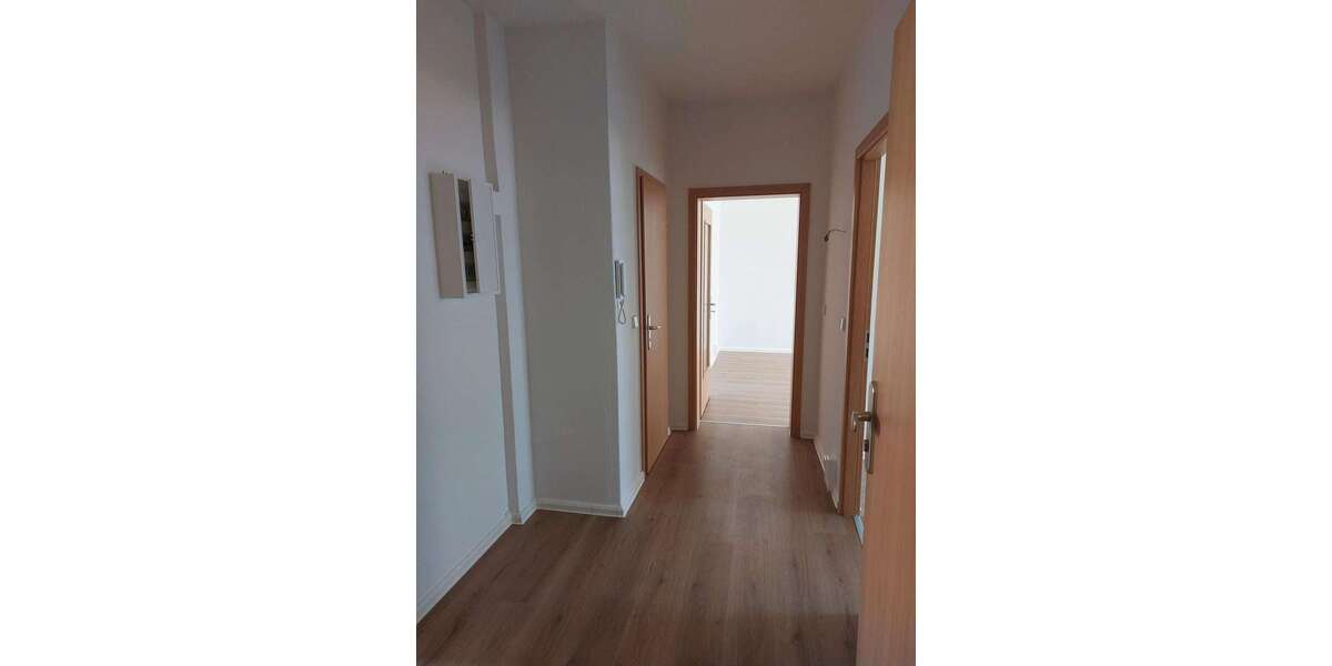 *Hochwertig sanierte 3-Raum-Wohnung mit Balkon in ruhiger Lage * 3 zimmer