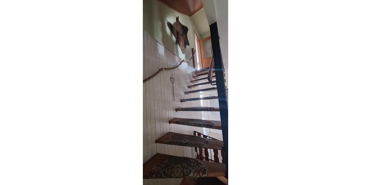 Einfamilienhaus Borna - 8 Zimmer, 175 m&sup2;, 290.000&euro; | Angebot:26926219