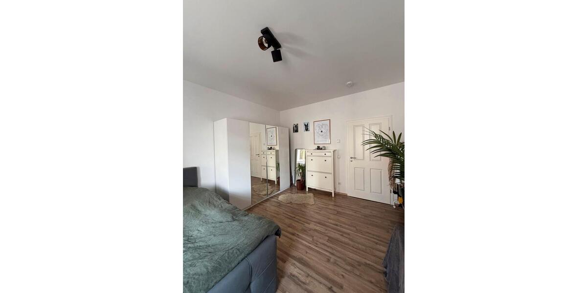 Etagenwohnung Leipzig Südwest - 2 Zimmer, 66 m&sup2;, 878&euro; | Angebot:26285383