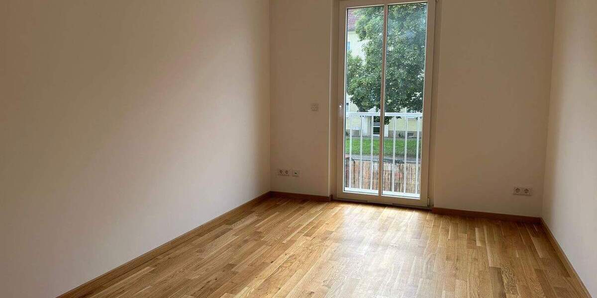 Reihenendhaus Eilenburg - 6 Zimmer, 159 m&sup2;, 1.600&euro; | Angebot:25277064