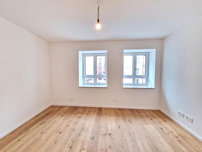 *Cityliving mit Charakter: Neubauwohnung in historischem Gebäude* 4-Zimmer-Wohnung mit 2 Balkonen 4 zimmer