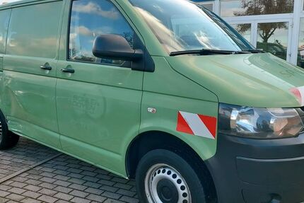 VW T5 Transporter 443.000 km 7.499 &euro; Leipzig 04328