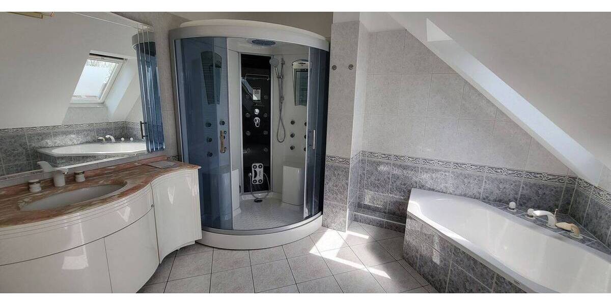 Etagenwohnung Leipzig Sellerhausen-Stünz - 3 Zimmer, 115 m&sup2;, 1.275&euro; | Angebot:26451655