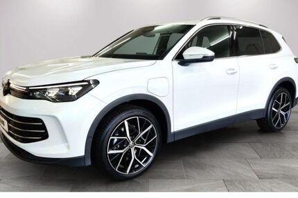 VW Tiguan 13.500 km 54.950 &euro; Borna 04552