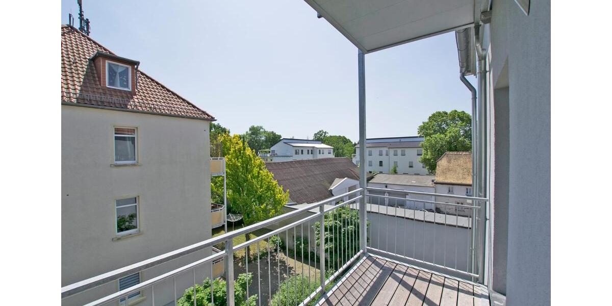 Lichtdurchflutete 5-Zimmer-Wohnung mit Südbalkon 5 zimmer