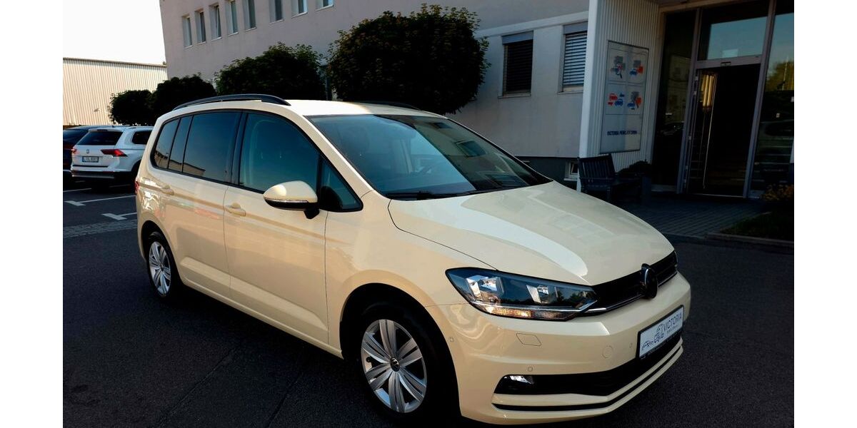 VW Touran 98.600 km 20.800 &euro; Leipzig 04319