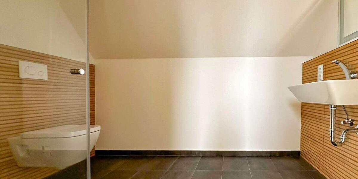 Reihenendhaus Leipzig Holzhausen - 4 Zimmer, 122 m&sup2;, 1.950&euro; | Angebot:25673843