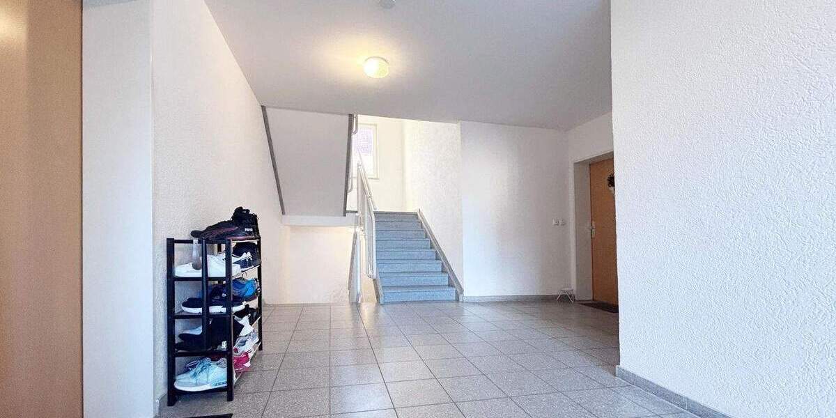 Etagenwohnung Schkeuditz - 2 Zimmer, 60 m&sup2;, 121.000&euro; | Angebot:25667258