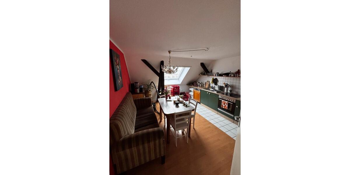 Dachgeschoßwohnung Leipzig Süd - 2 Zimmer, 74 m&sup2;, 760&euro; | Angebot:25613106