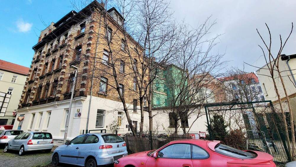 1994 saniertes Gründerzeit-MFH mit Denkmal-Afa, Hinterhaus + Garagen, voll vermietet zimmer