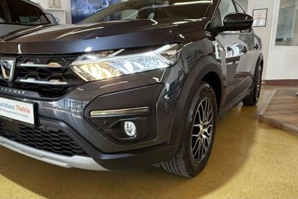 Dacia Sandero 42.560 km 12.900 &euro; Leipzig 04105