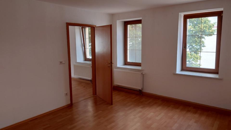 Etagenwohnung Wurzen - 2.5 Zimmer, 60 m&sup2;, 298&euro; | Angebot:26648969