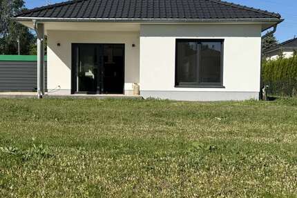 Haus Taucha - 3 Zimmer, 135 m&sup2;, 2.100&euro; | Angebot:25994419