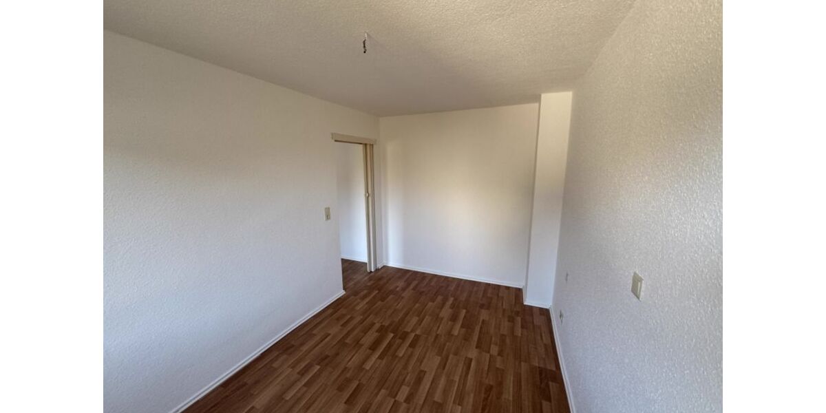 Provisionsfrei* Bezugsfrei: Wohnung in 04442 Zwenkau, Nähe See, zu verkaufen - 3- Zwenkau | Angebot:25239523