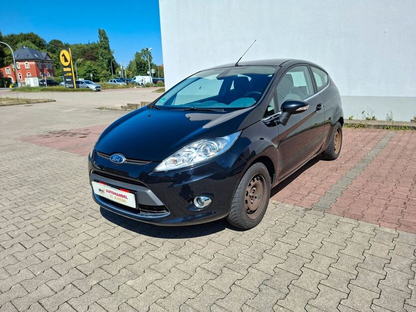 Ford Fiesta 151.879 km 1.700 € Borna 04552