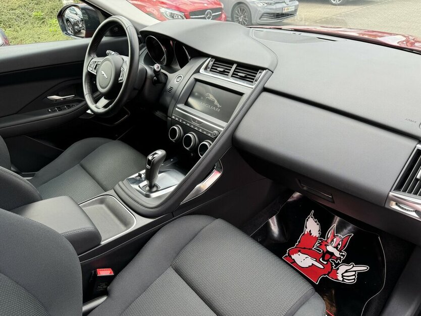 Jaguar E-Pace P250 AWD /LED//DAB/Sound/Spur/Kamera/Ahk 48.110 km 22.990 € Leipzig 04347