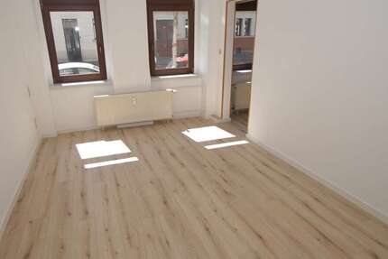 Wohnung Leipzig Sellerhausen-Stünz - 1 Zimmer, 45 m&sup2;, 405&euro; | Angebot:27413653