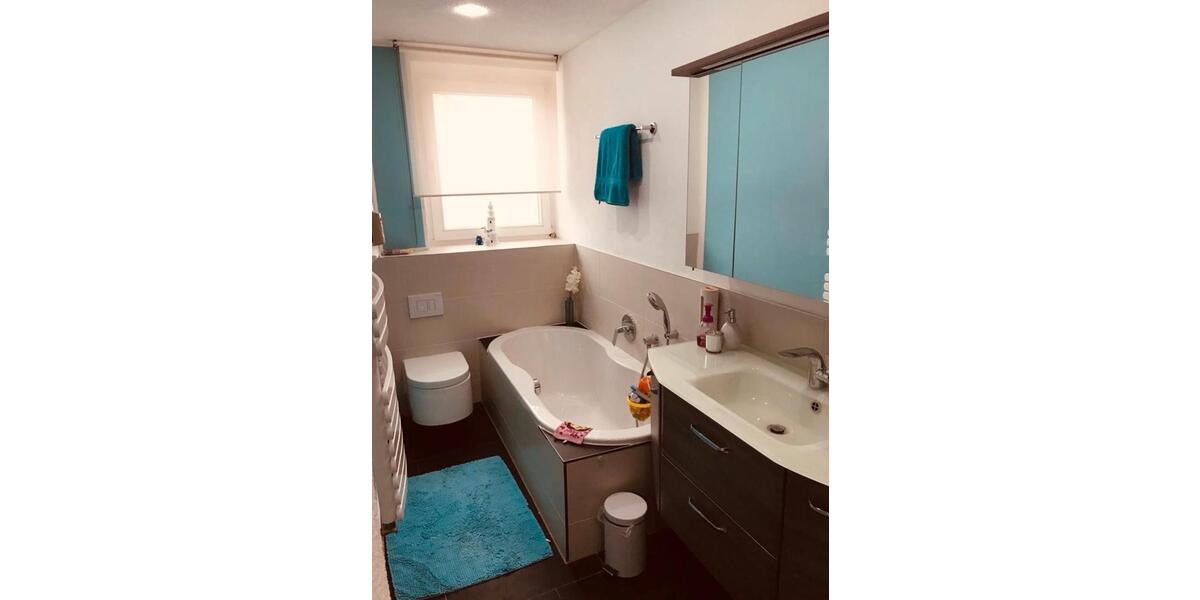 Etagenwohnung Hohenmölsen - 7 Zimmer, 150 m&sup2;, 149.990&euro; | Angebot:26095809