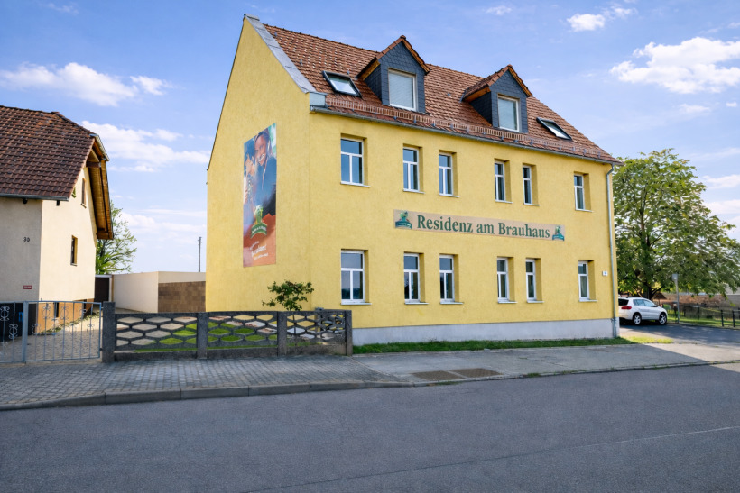 Mehrfamilienhaus, Wohnhaus Schkopau Röglitz - 1 Zimmer, 303 m&sup2;, 675.000&euro; | Angebot:25798022