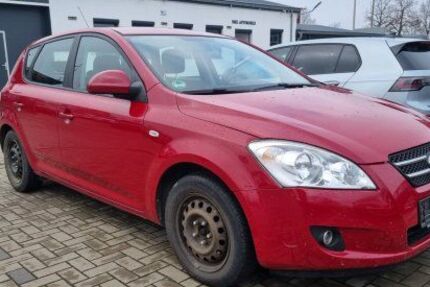 Kia ceed / Ceed 199.999 km 1.990 &euro; Leipzig 04179