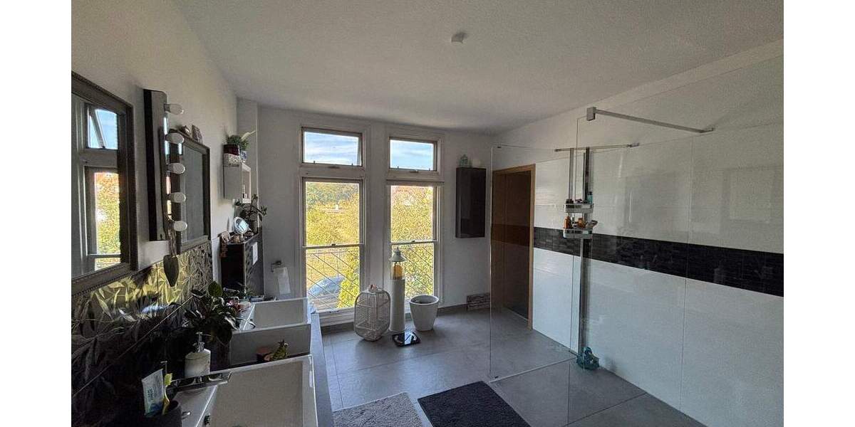 Ein Platz zum Ankommen - großzügige Doppelhaushälfte mit Traumgarten 5 zimmer