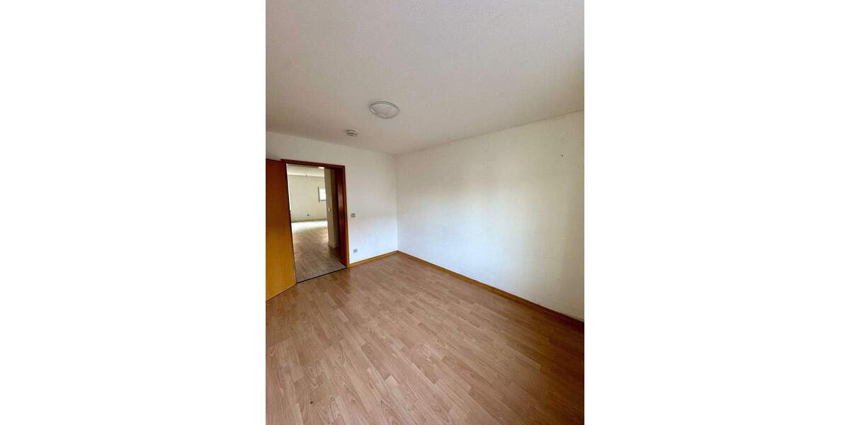 Etagenwohnung Leipzig Altlindenau - 3 Zimmer, 73 m&sup2;, 230.000&euro; | Angebot:25736559