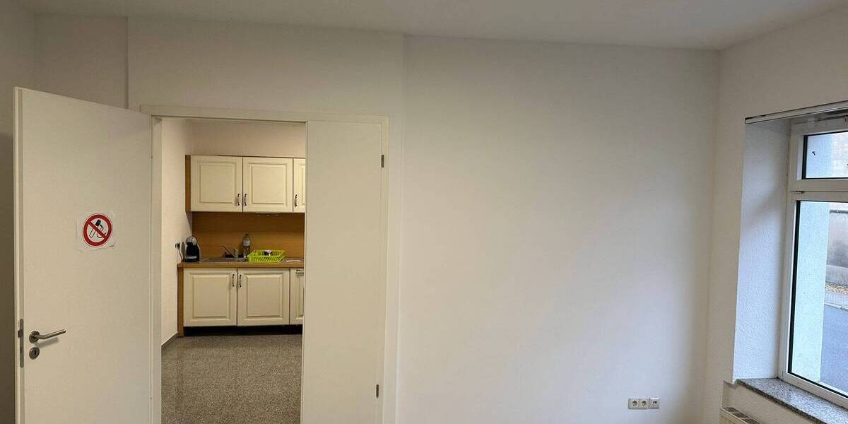 Gewerbeobjekt Böhlen - 2 Zimmer, 56 m&sup2;, 750&euro; | Angebot:25744993