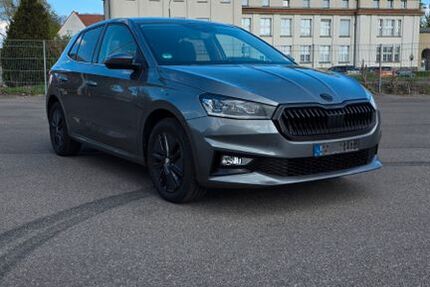 Skoda Fabia 30.000 km 17.800 &euro; Leipzig 04318