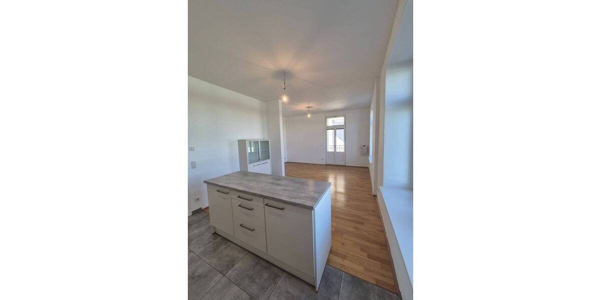 Etagenwohnung Markranstädt - 4 Zimmer, 10 m&sup2;, 299.500&euro; | Angebot:26127835