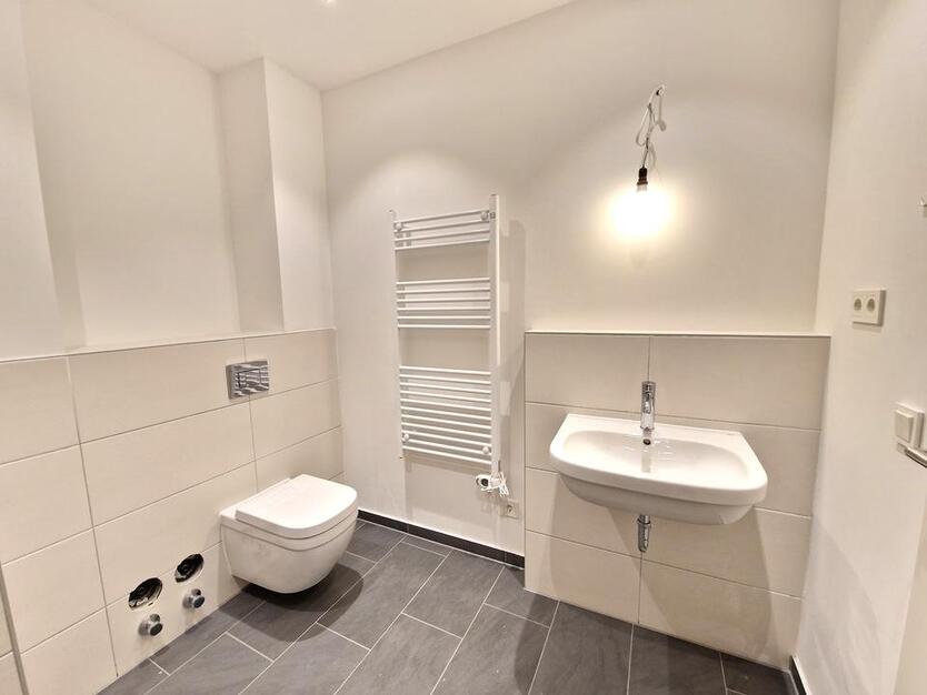 *Cityliving mit Charakter: Neubauwohnung in historischem Gebäude* 4-Zimmer-Wohnung mit 2 Balkonen 4 zimmer