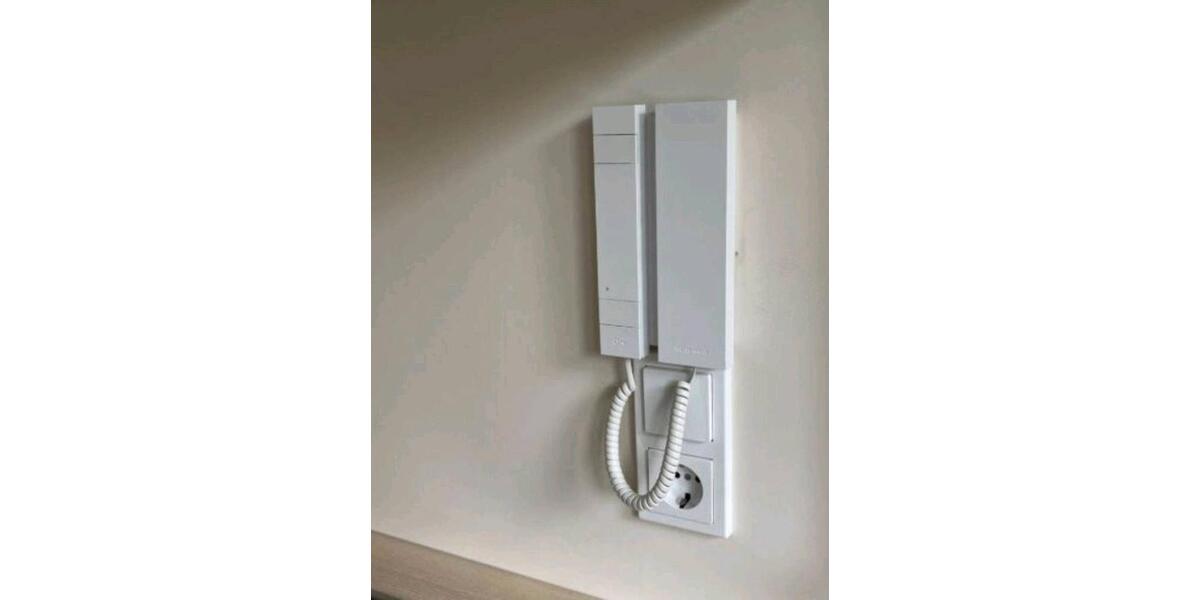 Dachgeschoßwohnung Lützen - 1 Zimmer, 28 m&sup2;, 300&euro; | Angebot:24465364
