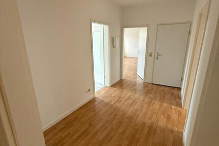 Wohnung Naunhof - 4 Zimmer, 88 m&sup2;, 720&euro; | Angebot:27632364