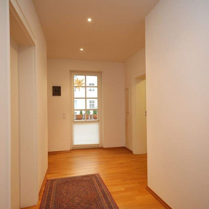 3-Zi-WE mit Loggia, Aufzug & Stellplatz 3 zimmer